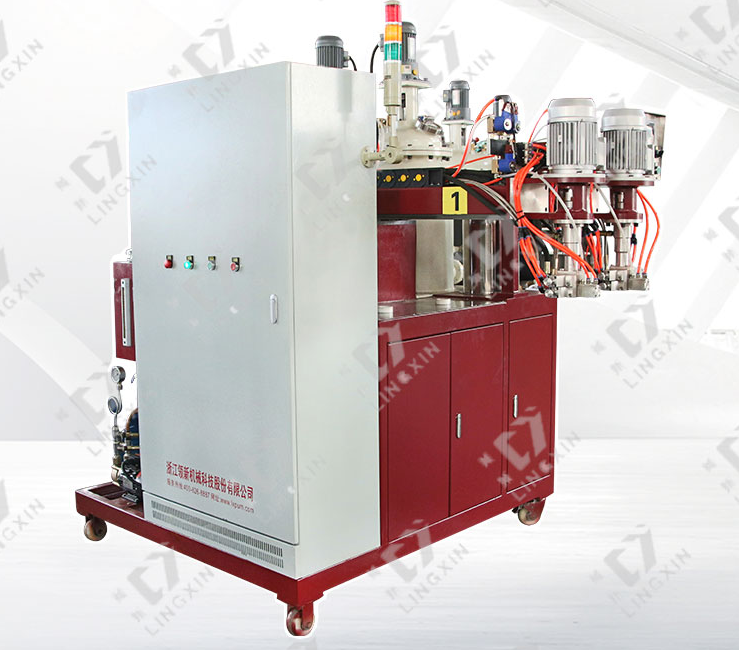 聚氨酯發(fā)泡機(jī)計(jì)量泵