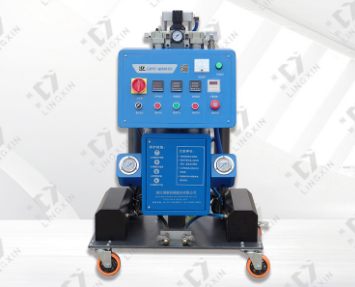 聚氨酯發(fā)泡噴涂機